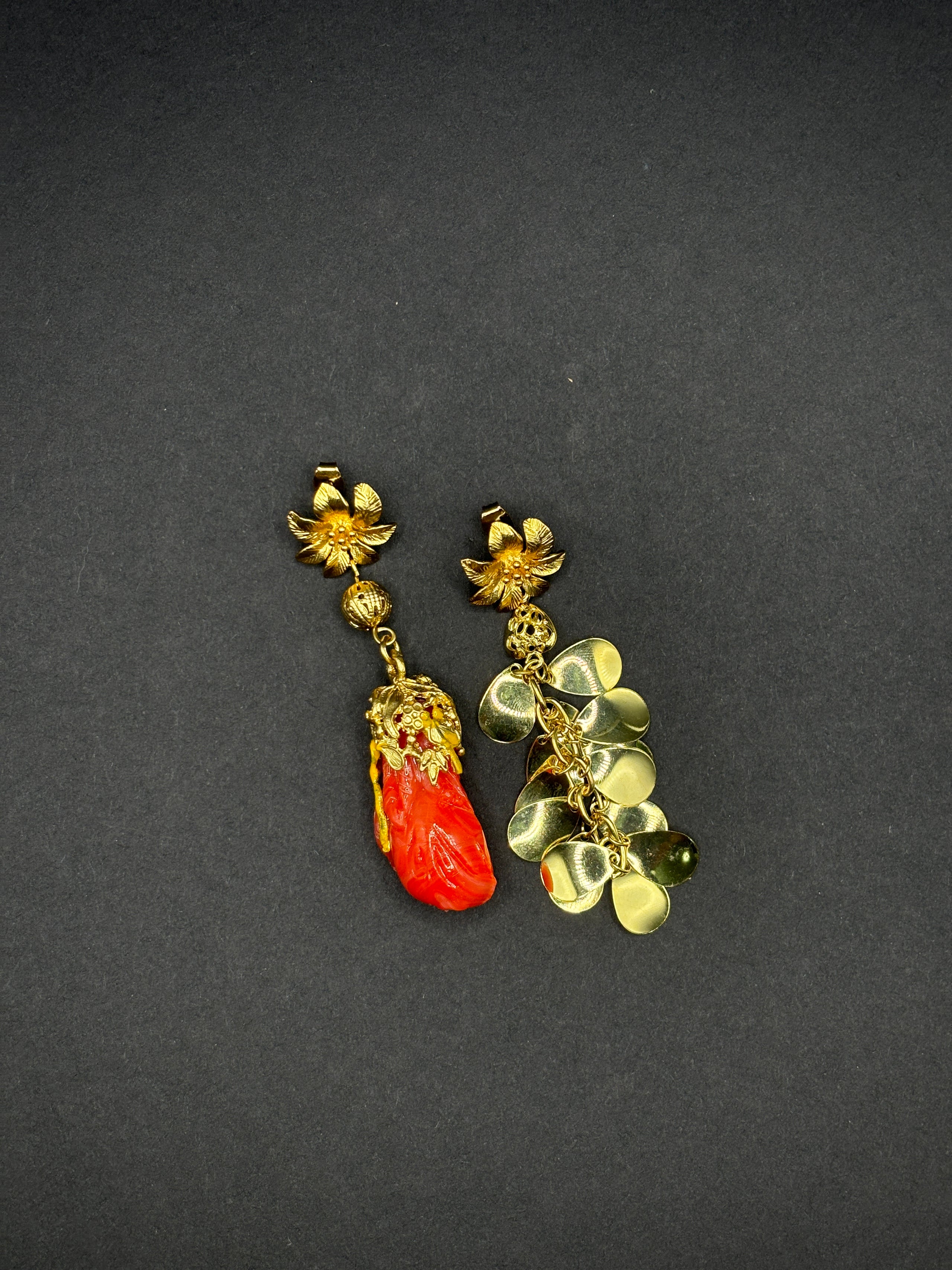 Rare! Vintage Recycled Royal Queen's Earrings | HOYA EVENING BUTTERFLY INC